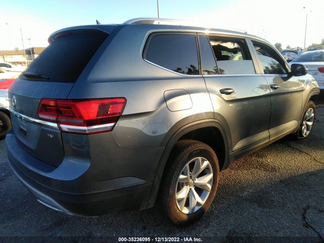 2018 Volkswagen Atlas, VIN: 1V2DP2CA3JC598452