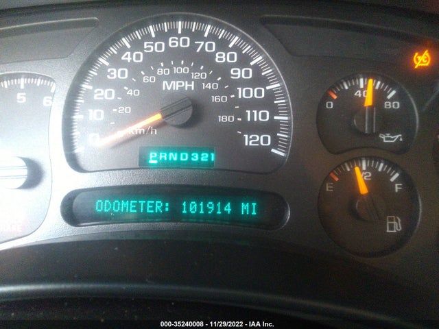 35240008 :رقم المزاد ، 3GNEC16Z15G242069 vin ، 2005 Chevrolet Suburban Lt مزاد بيع