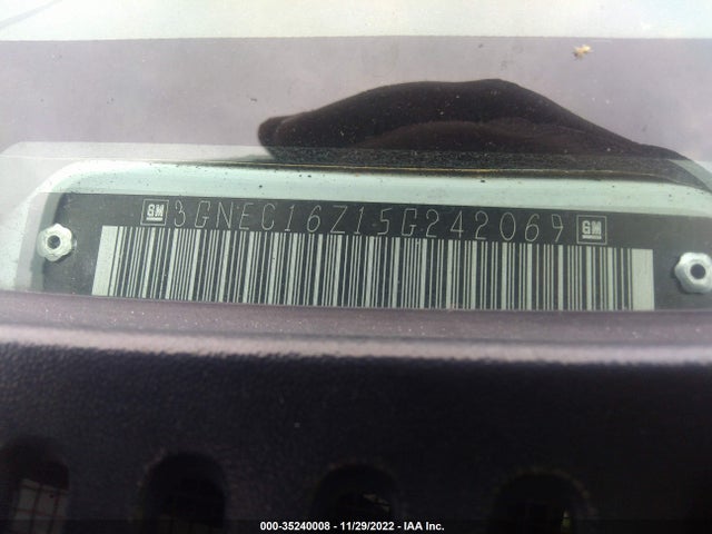 35240008 :رقم المزاد ، 3GNEC16Z15G242069 vin ، 2005 Chevrolet Suburban Lt مزاد بيع
