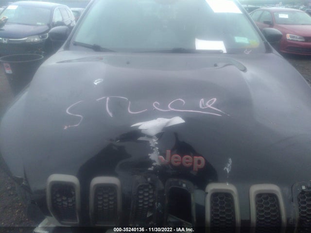 1C4PJMCB3GW301126 Jeep Cherokee 75th Anniversary