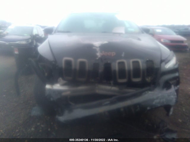 1C4PJMCB3GW301126 Jeep Cherokee 75th Anniversary