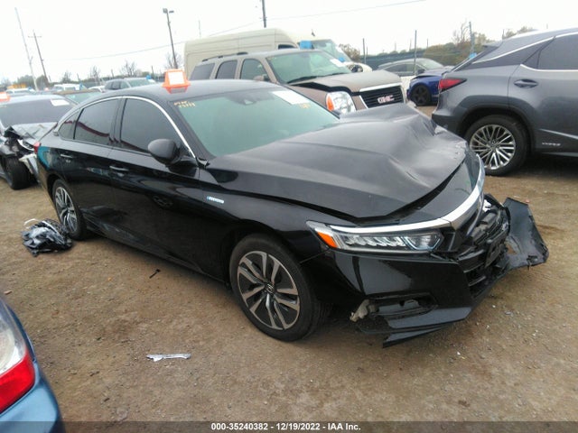 2018 Honda Accord, VIN: 1HGCV3F15JA008950