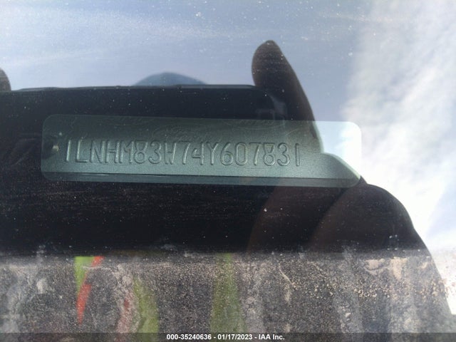 Lincoln Town Car Ultimate 2004 1LNHM83W74Y607831 Image 10