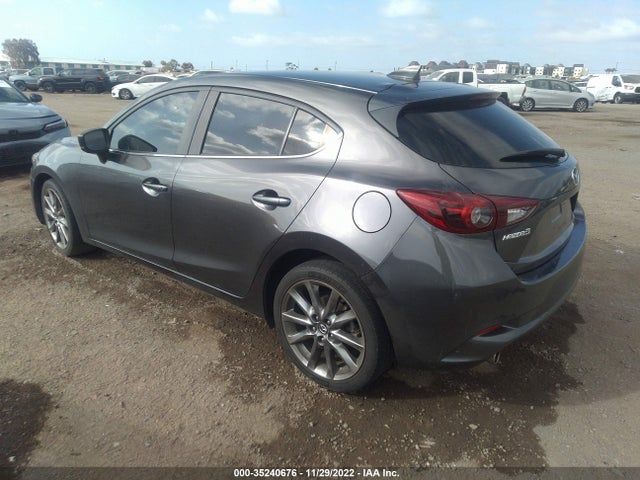 2018 Mazda 3, VIN: 3MZBN1M31JM263971