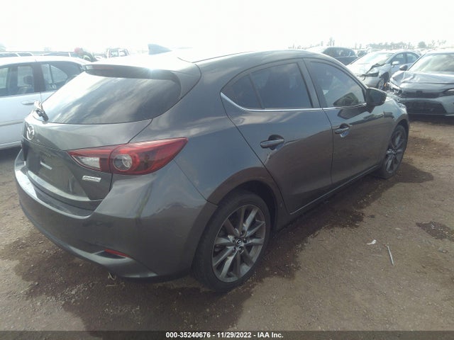 2018 Mazda 3, VIN: 3MZBN1M31JM263971