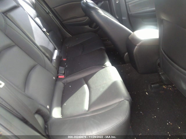 2018 Mazda 3, VIN: 3MZBN1M31JM263971