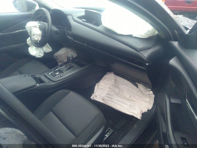 2022 Mazda CX-30, VIN: 3MVDMBAL2NM418332
