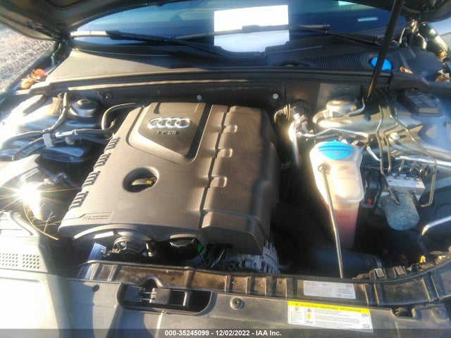 2016 Audi A4, VIN: WAUBFAFL5GA008014