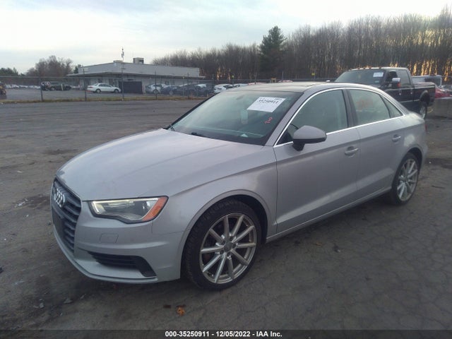 Audi A3 2.0t Premium Plus 2015 WAUEFGFF9F1120825 Image 2