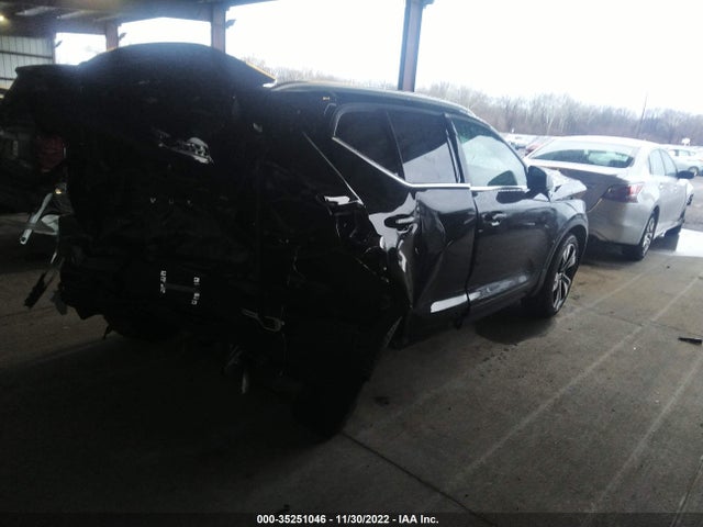2023 Volvo XC40, VIN: YV4L12UA4P2914935