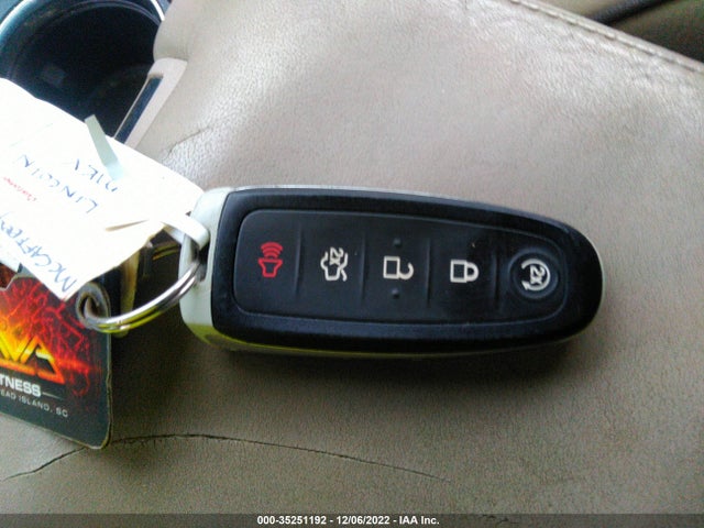 Lincoln MKX 2014 2LMDJ8JK1EBL12217 Image 3