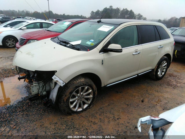 Lincoln MKX 2014 2LMDJ8JK1EBL12217 Image 2