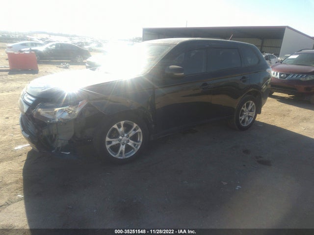 JA4AD3A32EZ015020 Mitsubishi Outlander Se