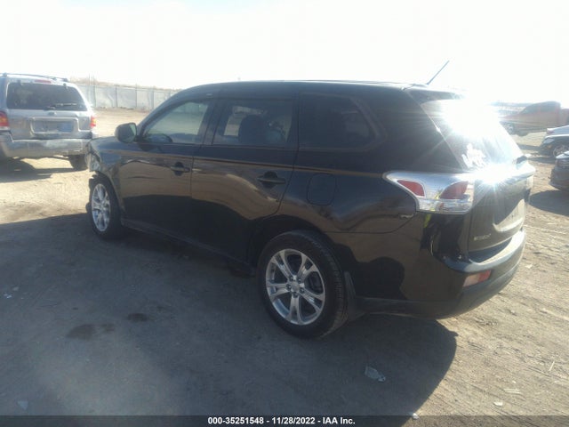 JA4AD3A32EZ015020 Mitsubishi Outlander Se