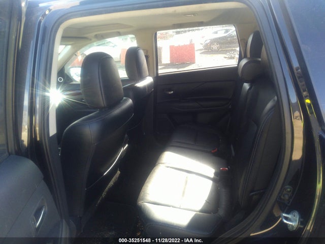 JA4AD3A32EZ015020 Mitsubishi Outlander Se