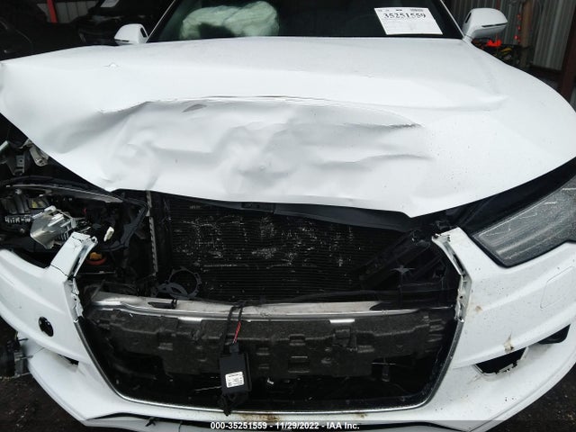 2016 Audi A7, VIN: WAUWGAFC9GN094239