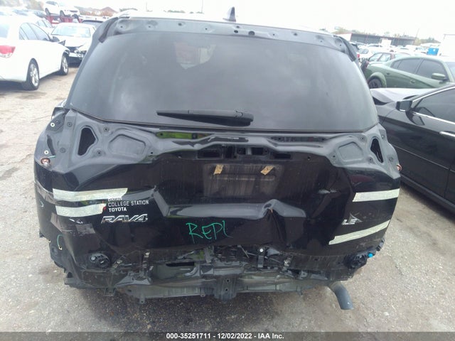 2018 TOYOTA RAV4 LE VIN: 2T3ZFREV3JW428737