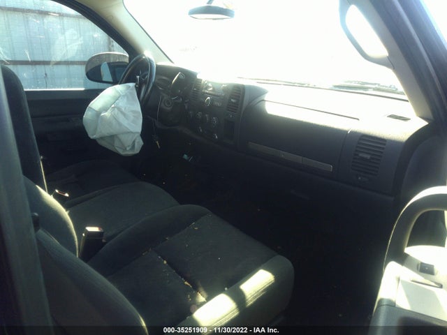 2009 CHEVROLET SILVERADO 1500 LT VIN: 1GCEK29029Z264182