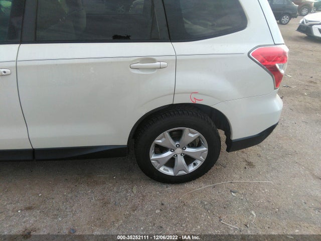 Subaru Forester 2.5i Premium 2015 JF2SJADC4FH462461 Image 5