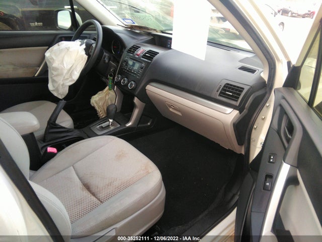 Subaru Forester 2.5i Premium 2015 JF2SJADC4FH462461 Image 10