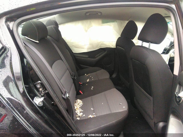 KIA FORTE S 2017 3KPFL4A75HE111215 Image 8