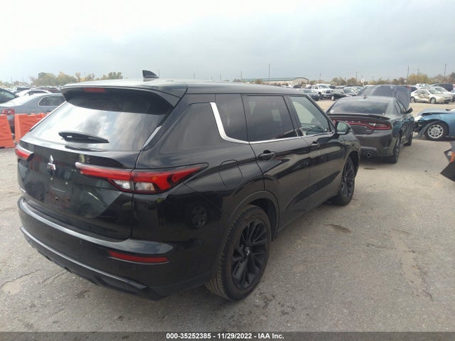 JA4J3UA87NZ070034 Mitsubishi Outlander Se