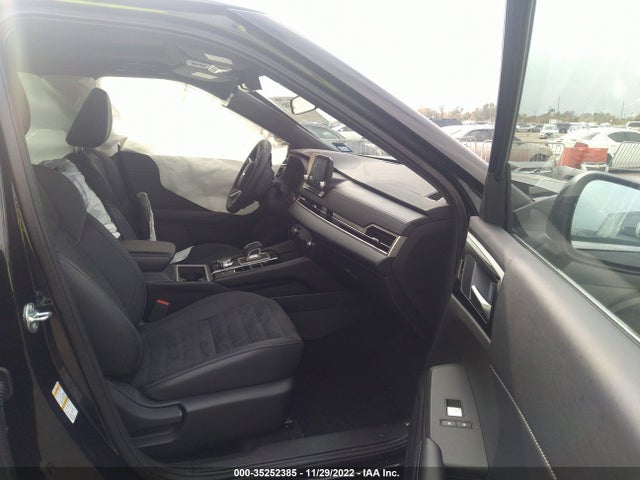 JA4J3UA87NZ070034 Mitsubishi Outlander Se