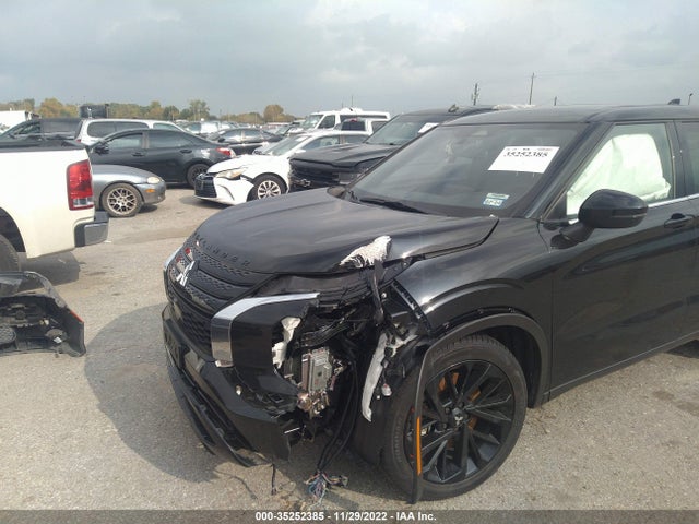 JA4J3UA87NZ070034 Mitsubishi Outlander Se