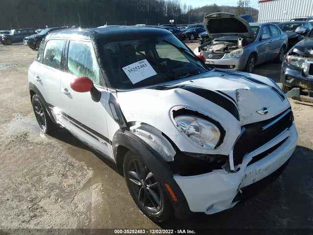 2014 MINI COUNTRYMAN WMWZC5C56EWM18101 Photo 0