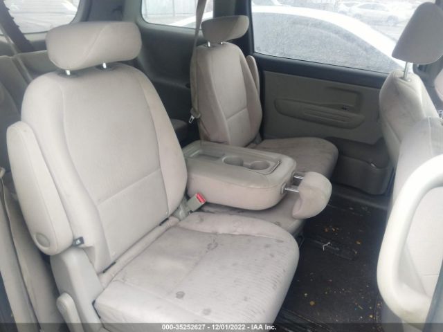 KNDMB5C16H6223360 KIA SEDONA LX