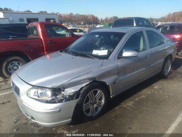 Volvo S60 2005 YV1RS592252445493 Image 2