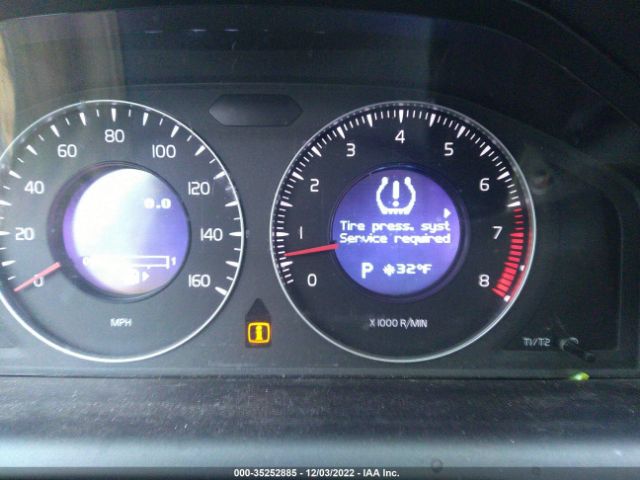 YV4982DLXA2079793 Volvo XC60