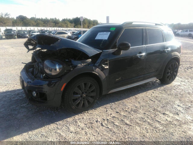 Mini Countryman Cooper 2018 WMZYV5C39J3E03744 Image 2