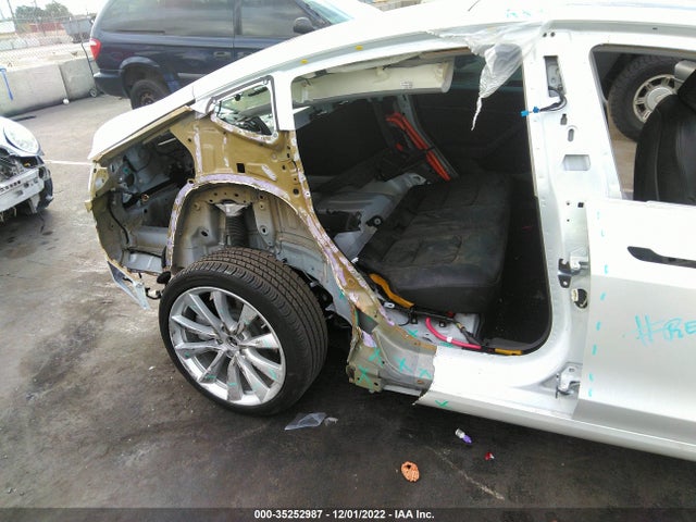 Tesla Model 3 Standard Range 2020 5YJ3E1EA9LF806527 Image 8