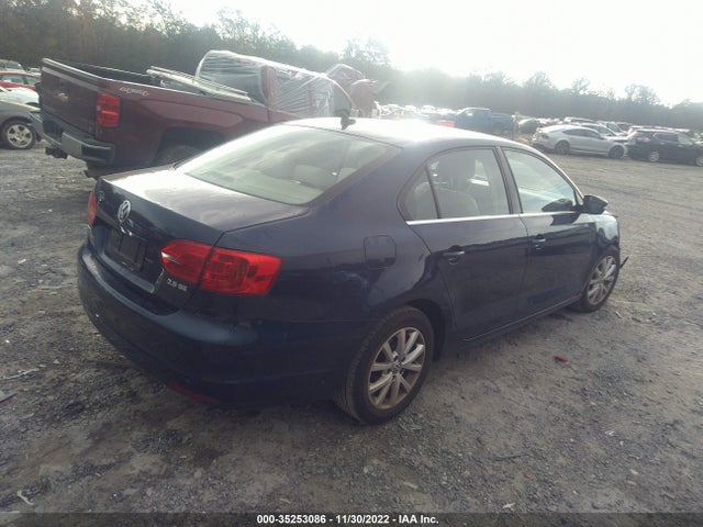 3VWDP7AJ0DM311571 Volkswagen Jetta