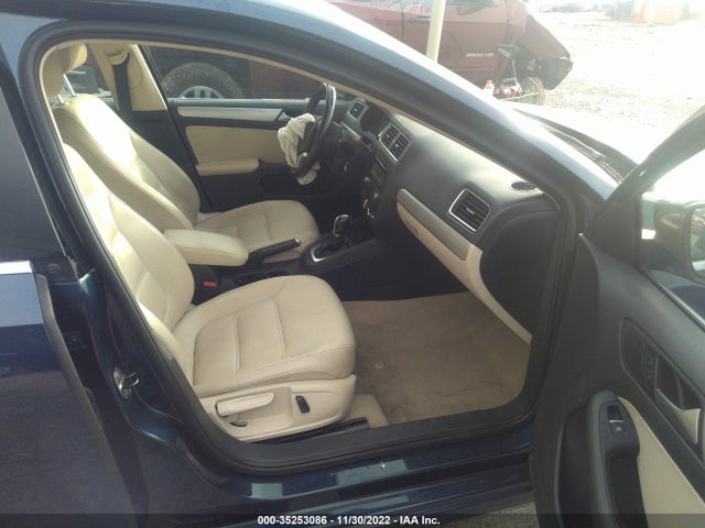 3VWDP7AJ0DM311571 Volkswagen Jetta