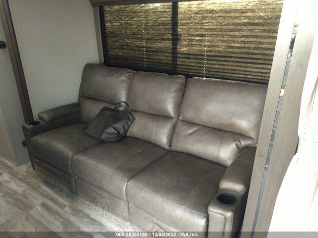 2022 GRAND DESIGN OTHER VIN: 573TT2520NDD04354