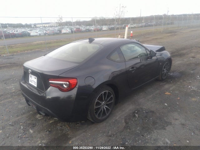 2017 Toyota 86, VIN: JF1ZNAA12H8709439