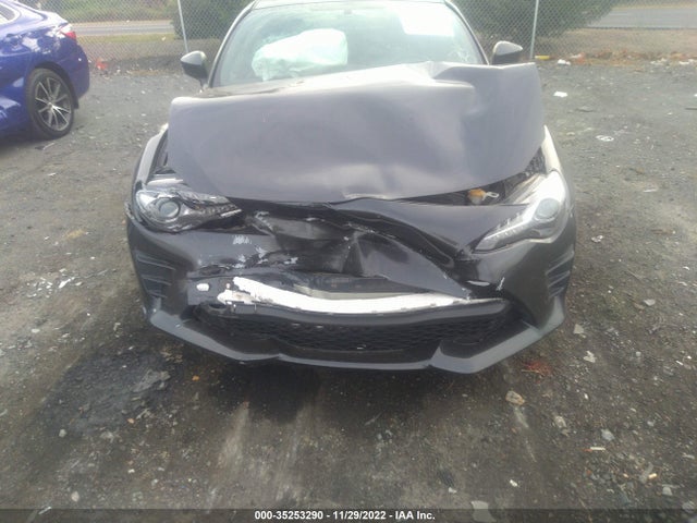 2017 Toyota 86, VIN: JF1ZNAA12H8709439