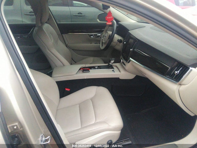 2017 Volvo S90, VIN: YV1A22MK3H1012679