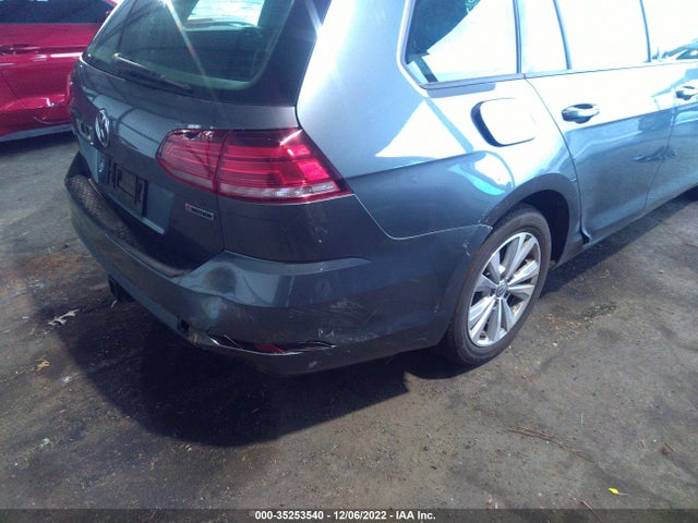 2019 Volkswagen Golf, VIN: 3VW217AU4KM500692