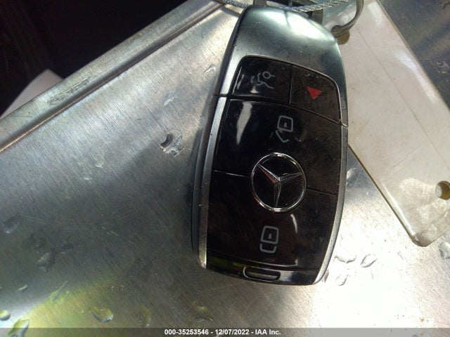2018 Mercedes-Benz E-Class, VIN: WDDZF4JBXJA445196