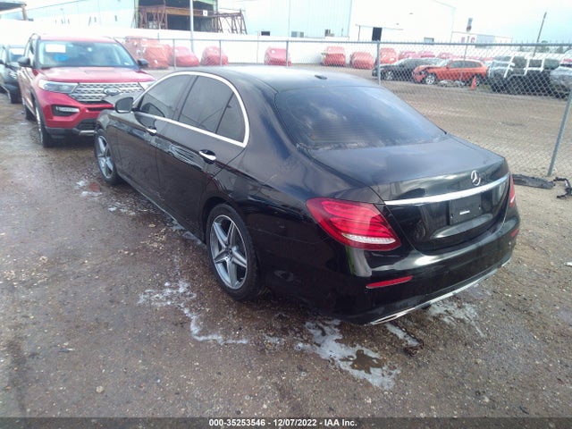 2018 Mercedes-Benz E-Class, VIN: WDDZF4JBXJA445196