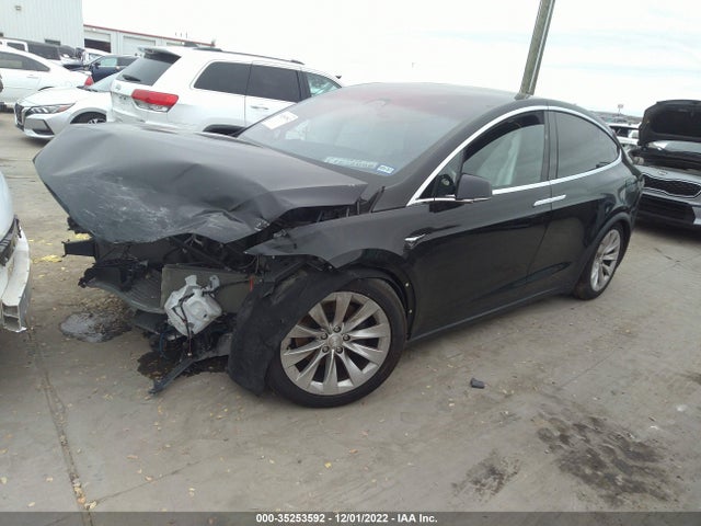 Tesla Model X 70d/90d/75d/60d/p100d 2016 5YJXCBE27GF025579 Image 2