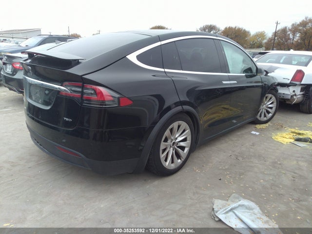 Tesla Model X 70d/90d/75d/60d/p100d 2016 5YJXCBE27GF025579 Image 5