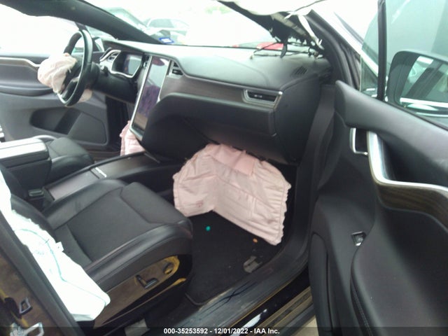 Tesla Model X 70d/90d/75d/60d/p100d 2016 5YJXCBE27GF025579 Image 6
