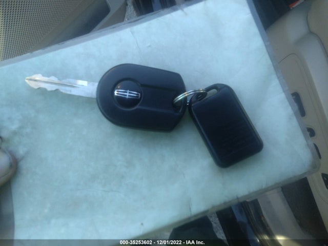 Lincoln Navigator 2009 5LMFU28549LJ01749 Image 3