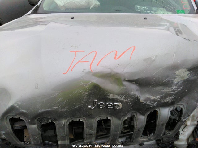 1C4PJMLX9JD556166 Jeep Cherokee Latitude Plus