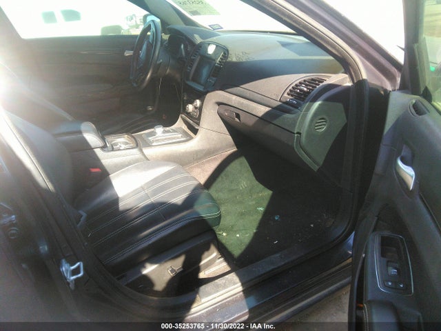 2015 Chrysler 300, VIN: 2C3CCABG4FH781215