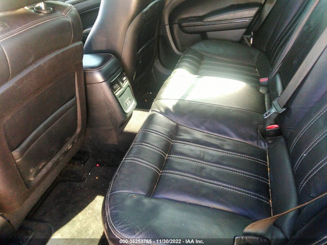 2015 Chrysler 300, VIN: 2C3CCABG4FH781215